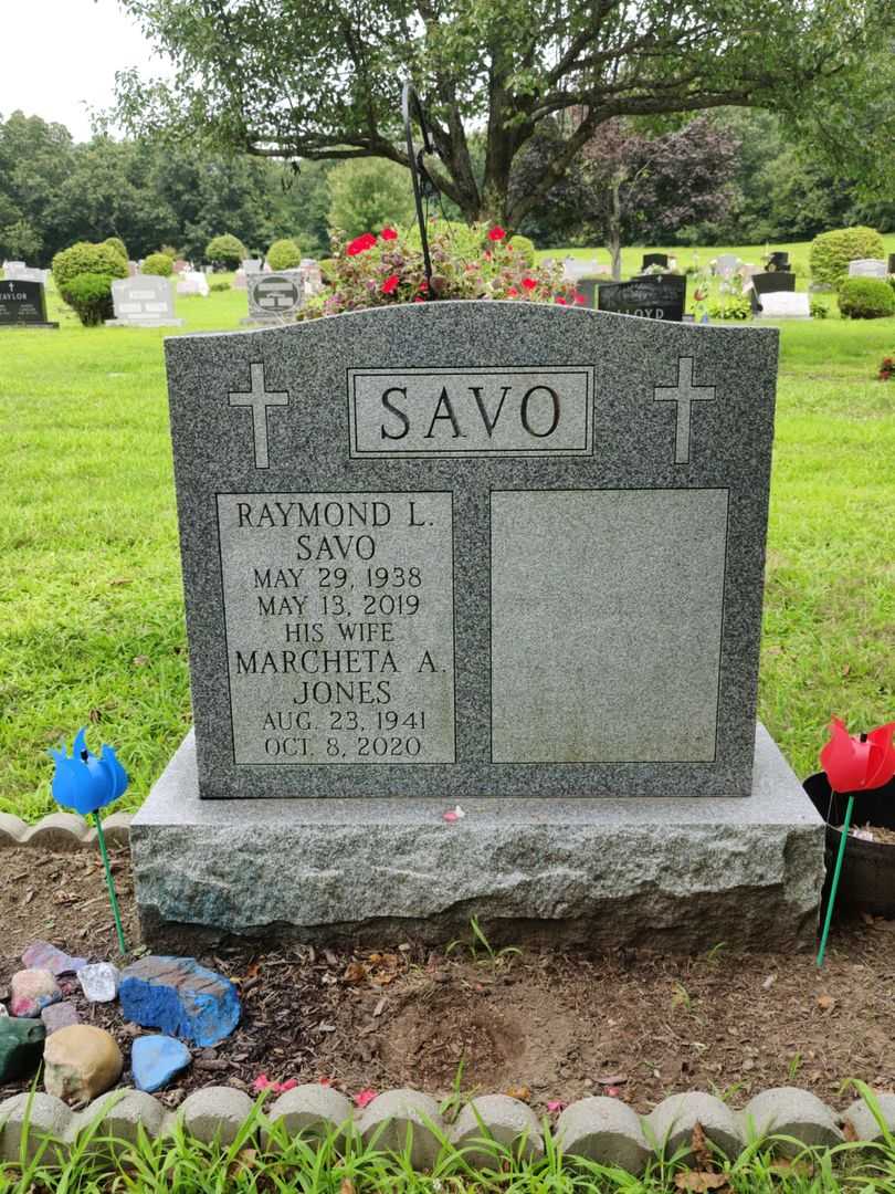 Marcheta A. Jones Savo's grave. Photo 1