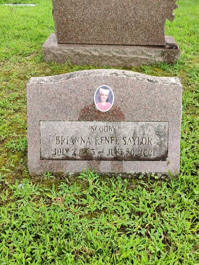 Brianna Renee "Scooby" Saylor's grave. Photo 1