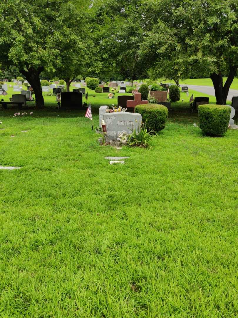 Thomas J. Fitzpatrick's grave. Photo 2