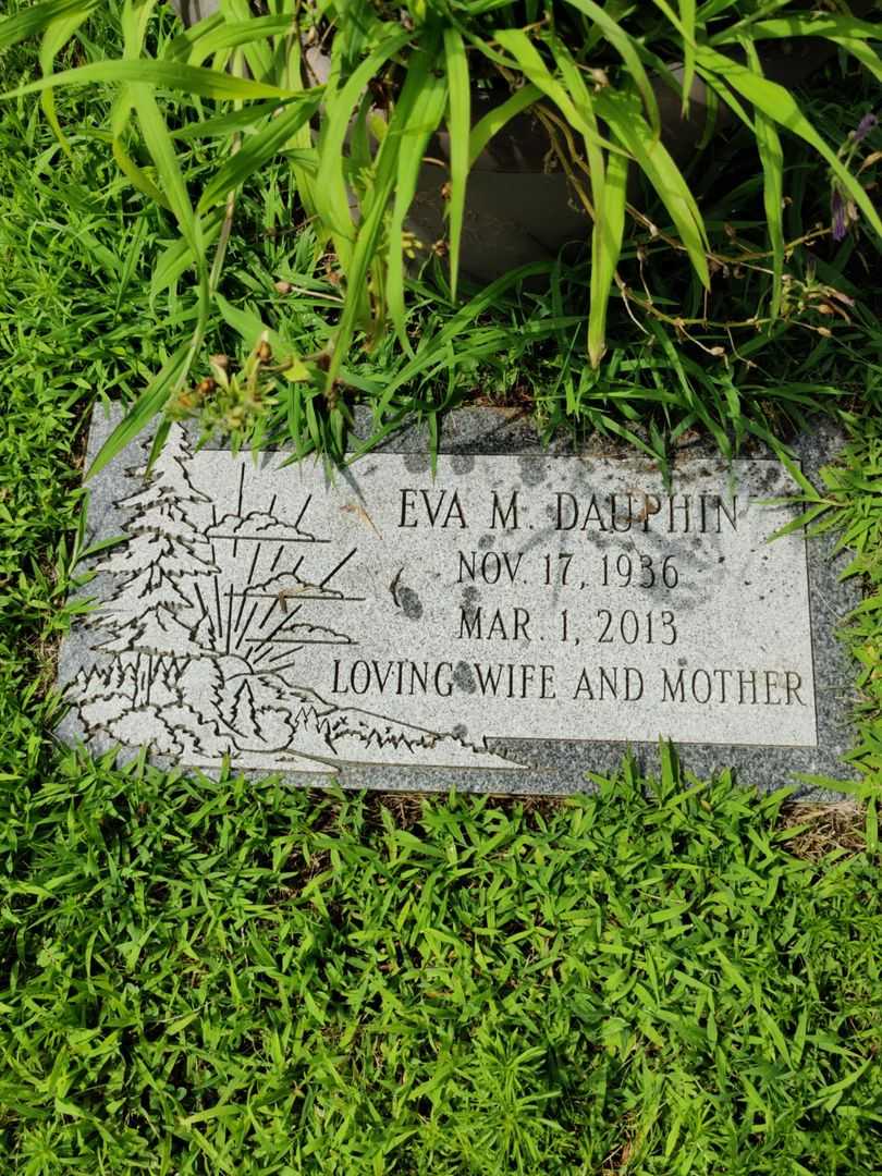 Eva M. Dauphin's grave. Photo 1