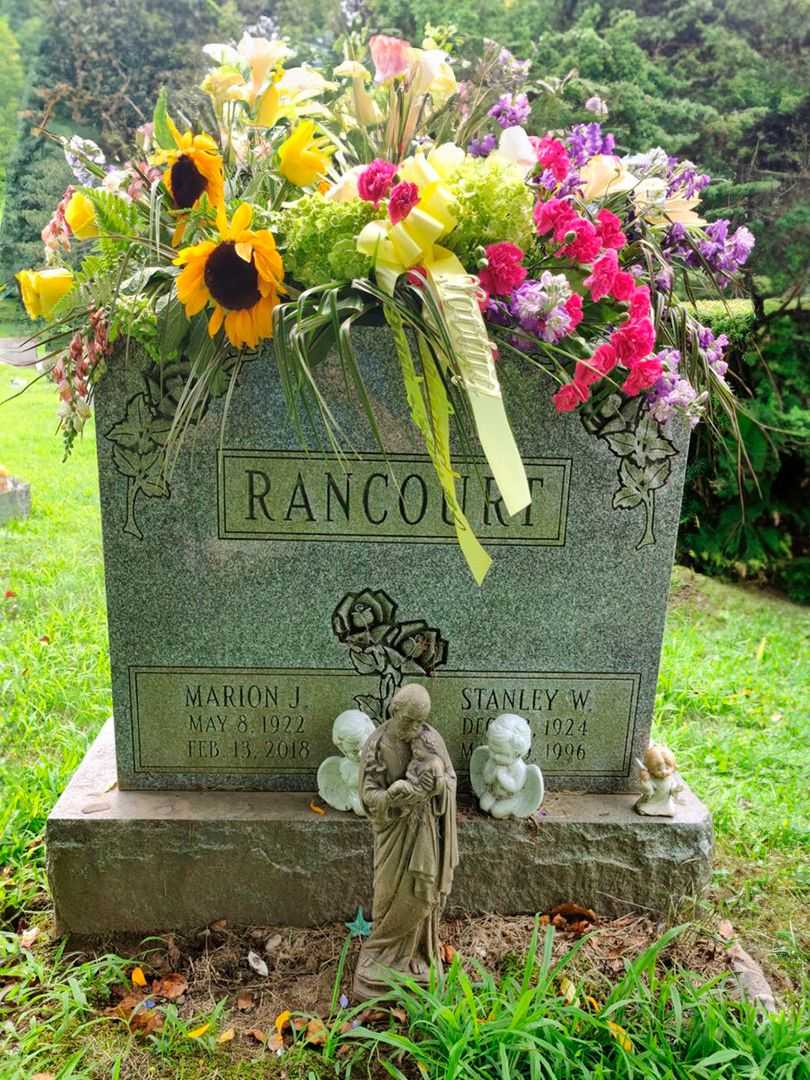 Marion J. Rancourt's grave. Photo 3
