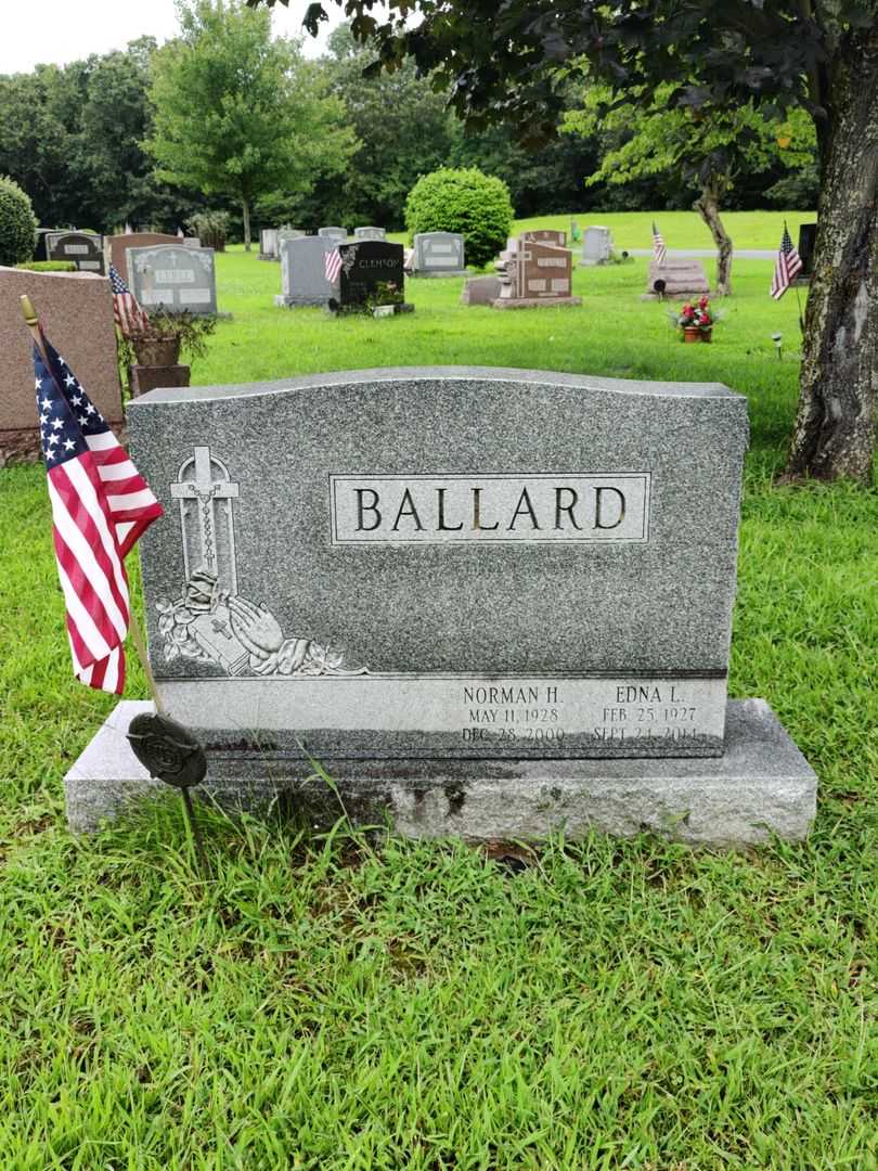Edna L. Ballard's grave. Photo 1