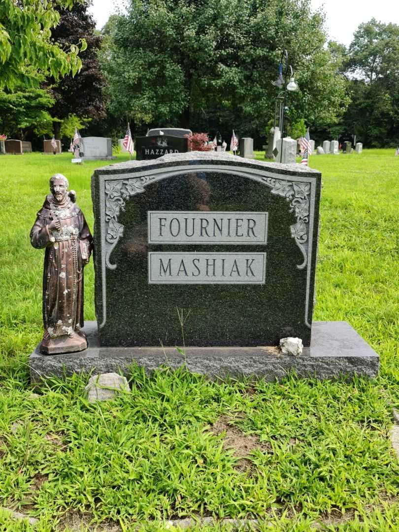 Thomas M. Mashiak's grave. Photo 1