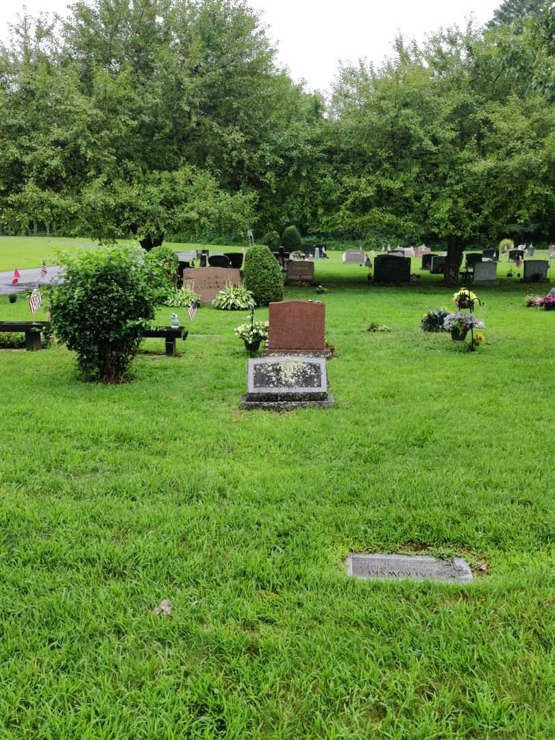 Cheryl J. Hanley's grave. Photo 2