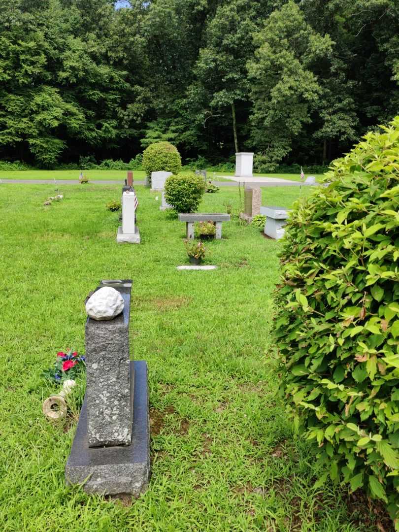 Mary "Jean" Oliver's grave. Photo 3