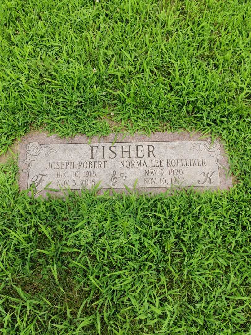 Norma Lee Koelliker Fisher's grave. Photo 1