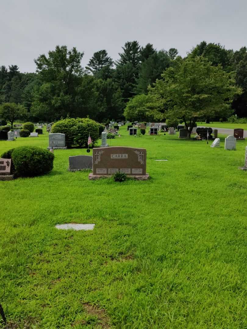 Maryann Carra's grave. Photo 2