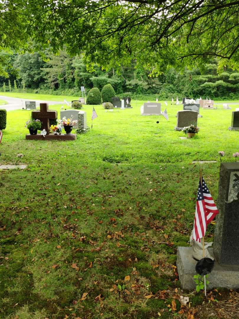 Margaret E. Landeryou's grave. Photo 2