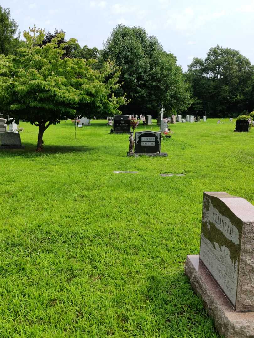 Thomas M. Mashiak's grave. Photo 2