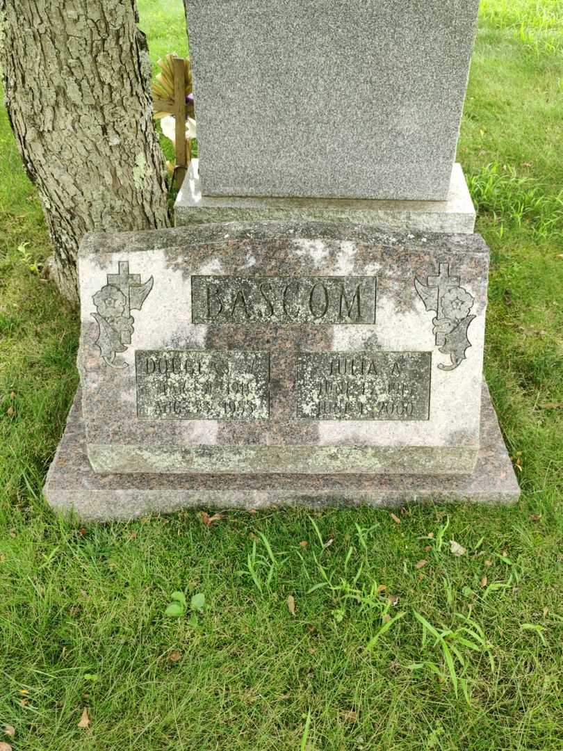 Julia A. BaScom's grave. Photo 1