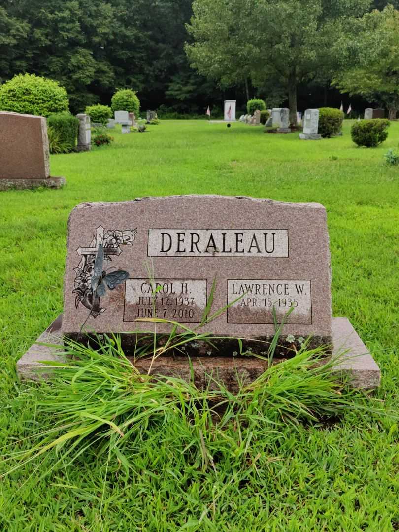 Carol H. Deraleau's grave. Photo 1