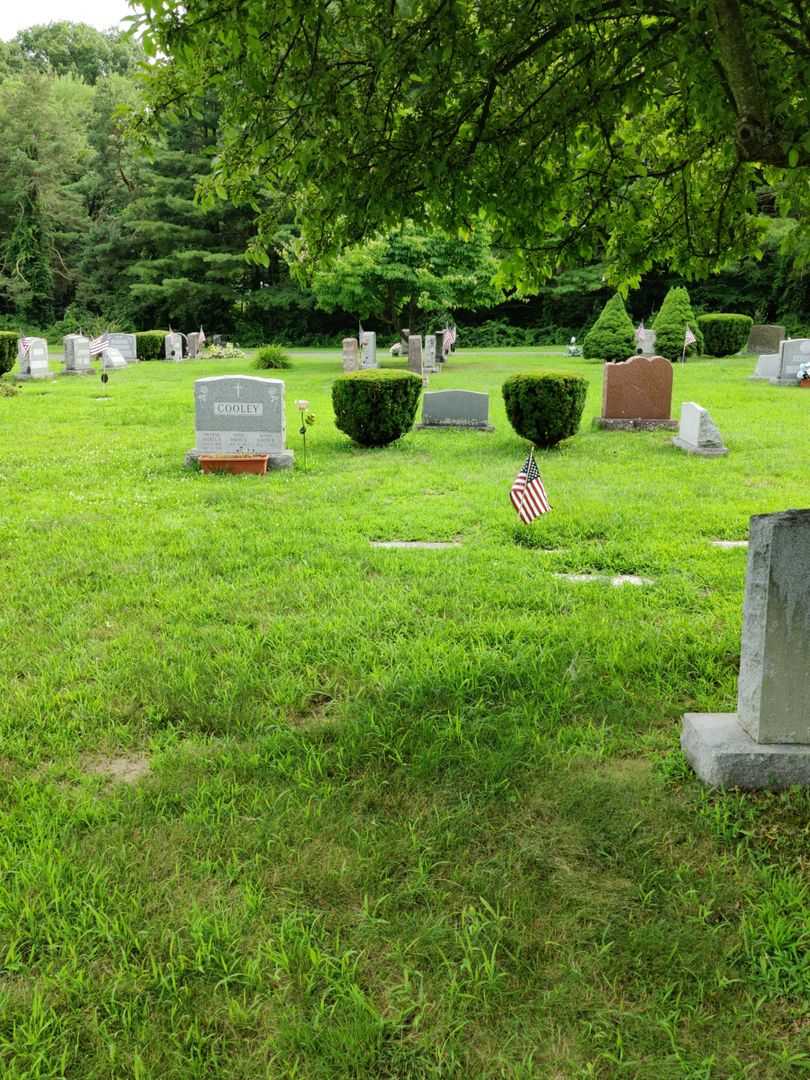 Molly E. Ulanowicz's grave. Photo 2