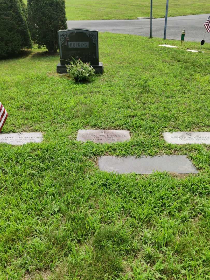 Jacqueline L. Barbier's grave. Photo 2