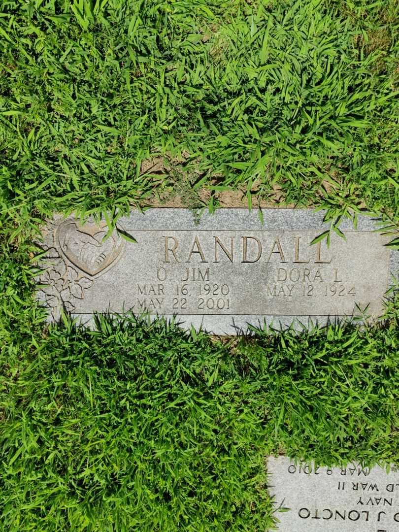 O. Jim Randall's grave. Photo 1