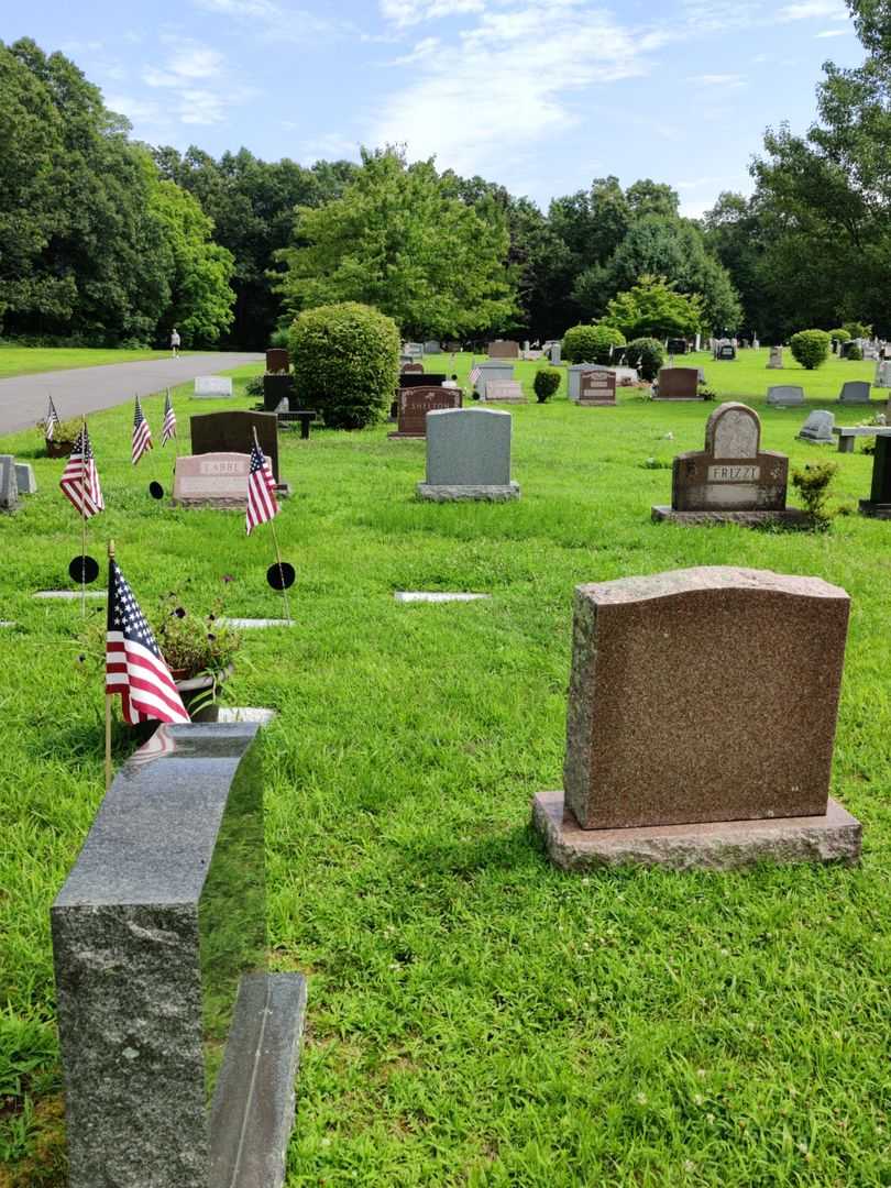 Robert A. Youngs's grave. Photo 2