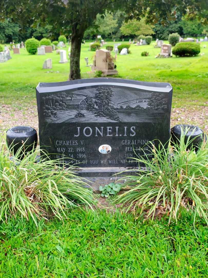 Charles V. Jonelis's grave. Photo 1