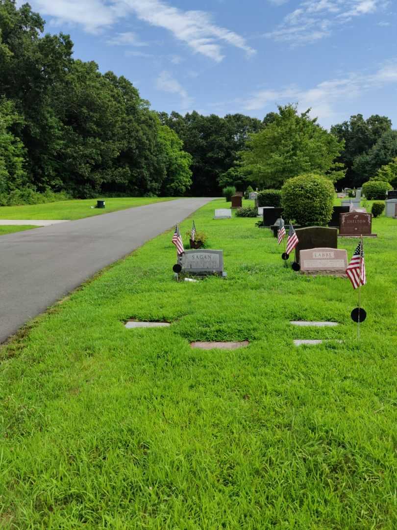 Edwin M. Sagan's grave. Photo 2