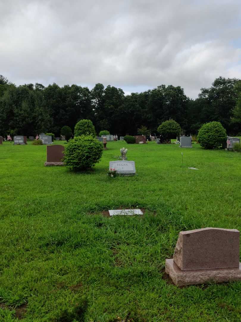 Kevin R. Regan's grave. Photo 2