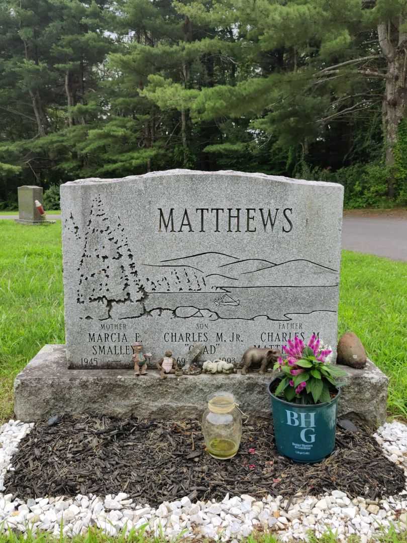 Charles M. "Chad" Matthews Junior's grave. Photo 1