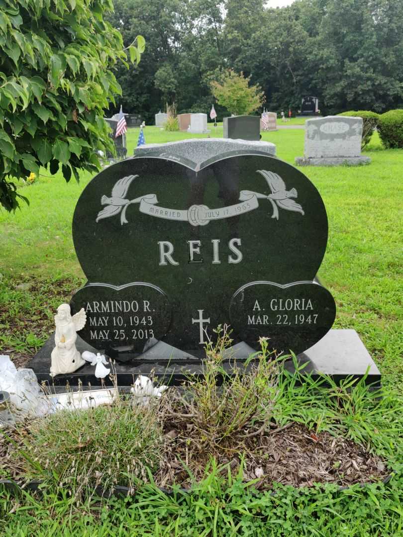 Armindo R. Reis's grave. Photo 1