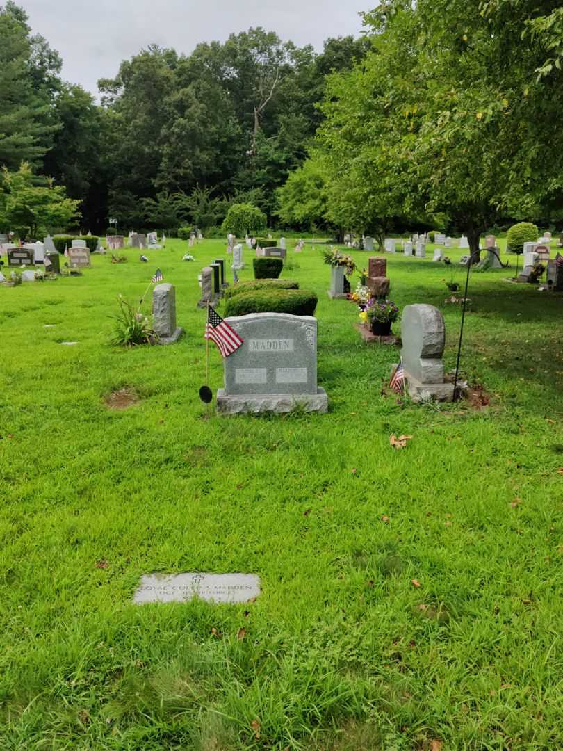 Loyal Collins Madden's grave. Photo 2