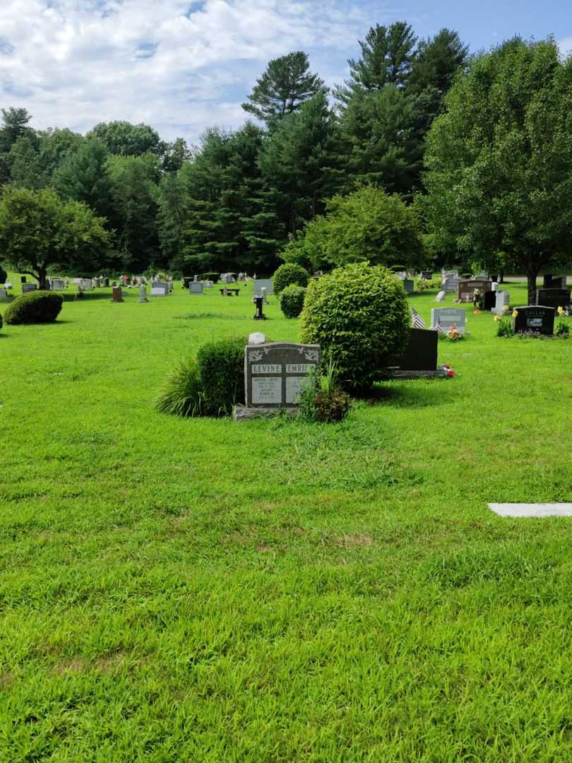 Rex A. Emrick's grave. Photo 2