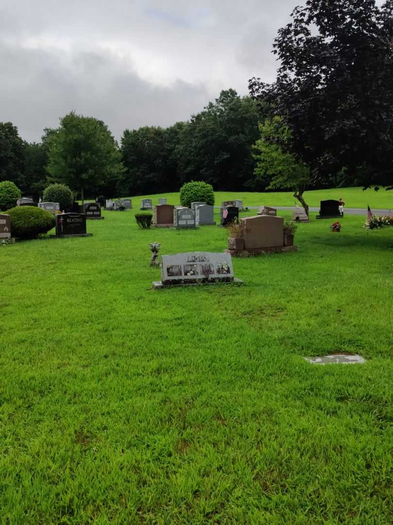 Louise Redmond Lucia's grave. Photo 2