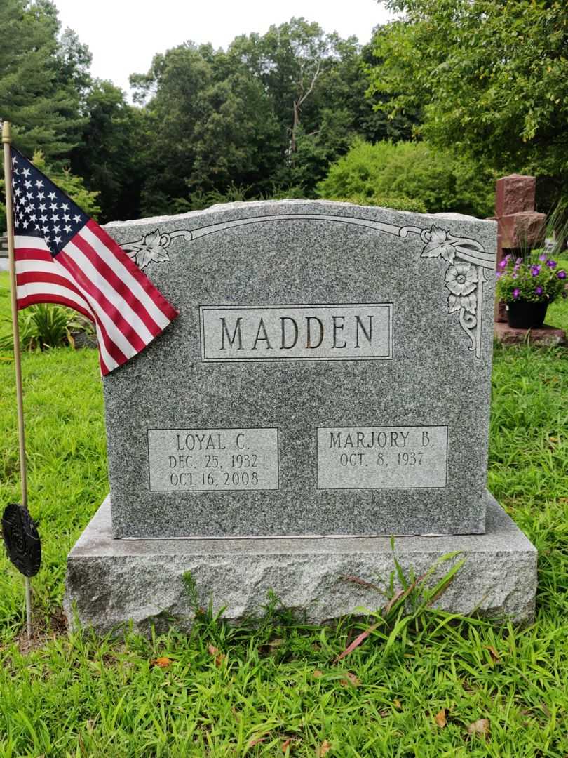 Loyal Collins Madden's grave. Photo 1