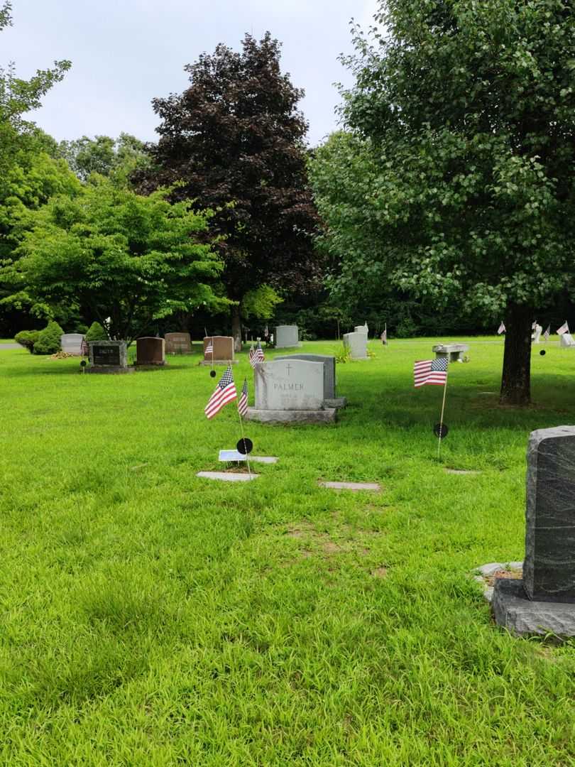 Elna R. Palmer's grave. Photo 2