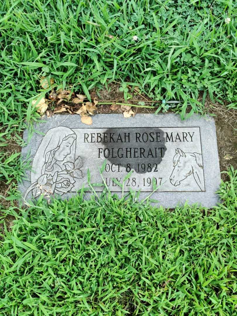 Rebekah Rose Mary Folgherait's grave. Photo 3
